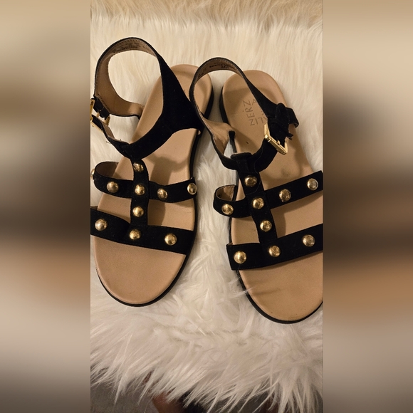 Naturalizer Womens Studded Davi Flat Sandals in White Size US 8M UK 6 EUR 38 - Picture 5 of 7